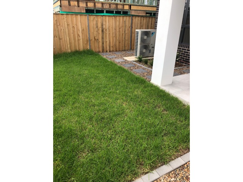 10 Harvest Street, Austral NSW 2179