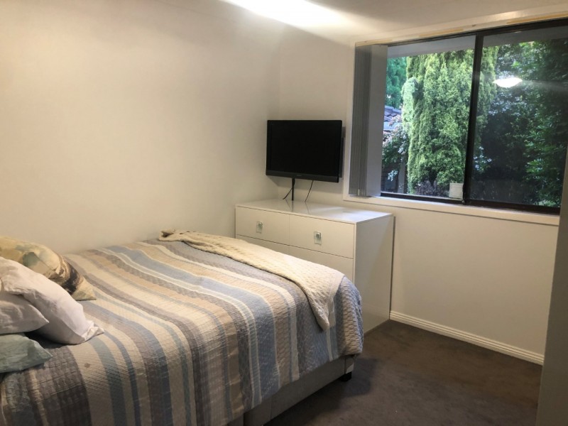 15 Grenache Place, Eschol Park NSW 2558