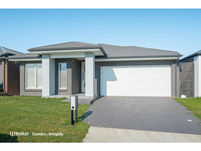 38 Redcap Street, Spring Farm NSW 2570