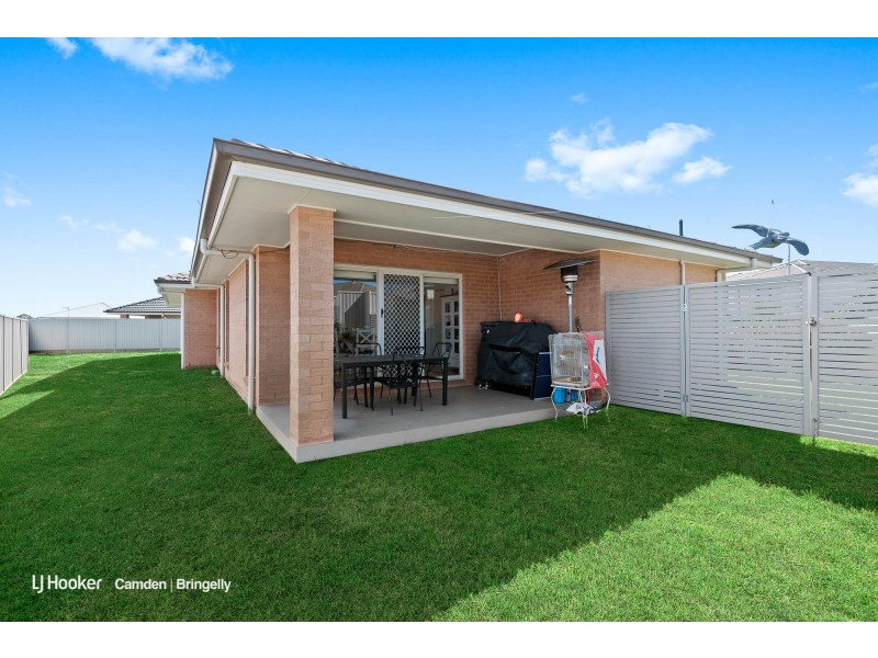 1 Percy Street, Gregory Hills NSW 2557