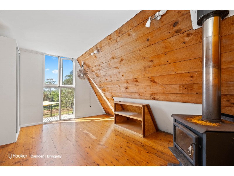 2580 Silverdale Road, Wallacia NSW 2745