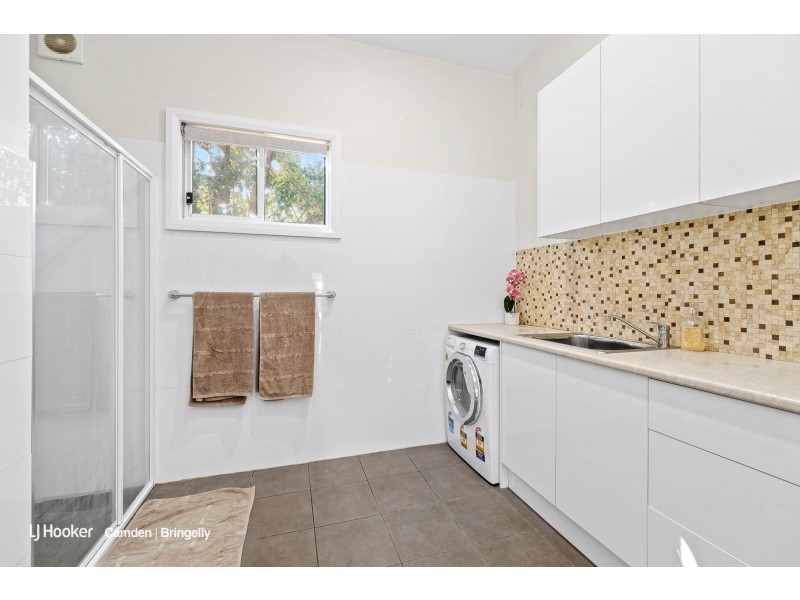 2580 Silverdale Road, Wallacia NSW 2745