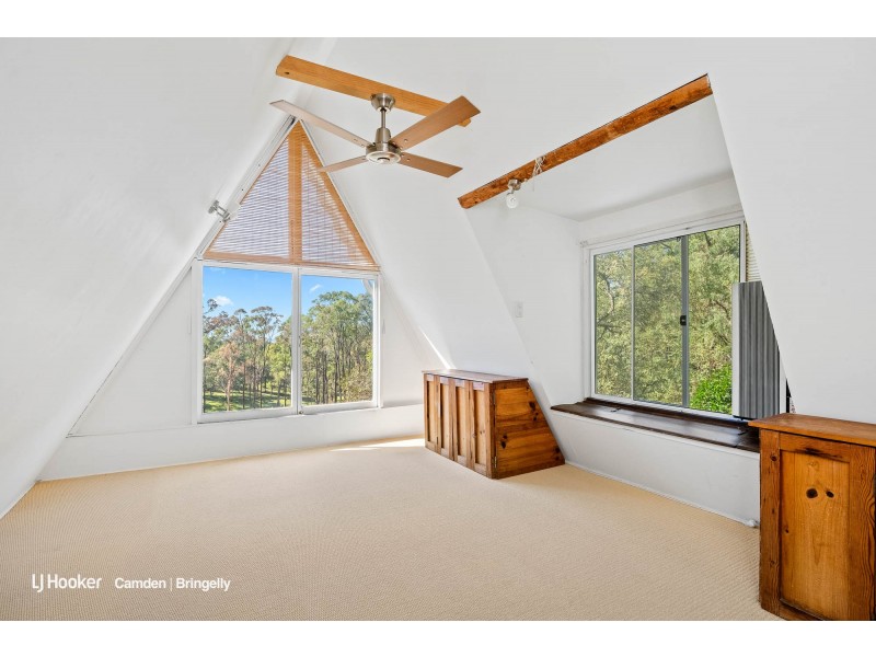 2580 Silverdale Road, Wallacia NSW 2745