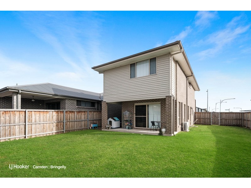 28 Romney Street, Elderslie NSW 2570