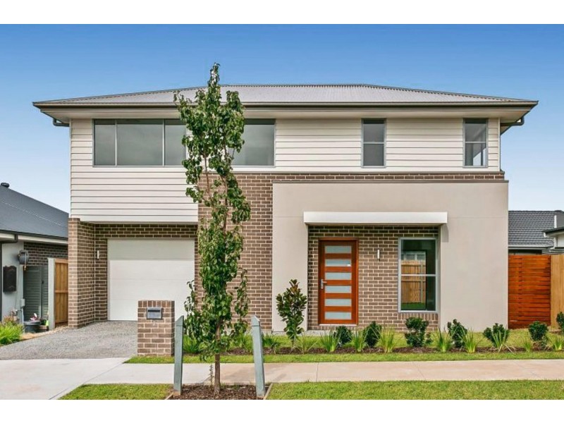 2 Rawlings Street, Oran Park NSW 2570