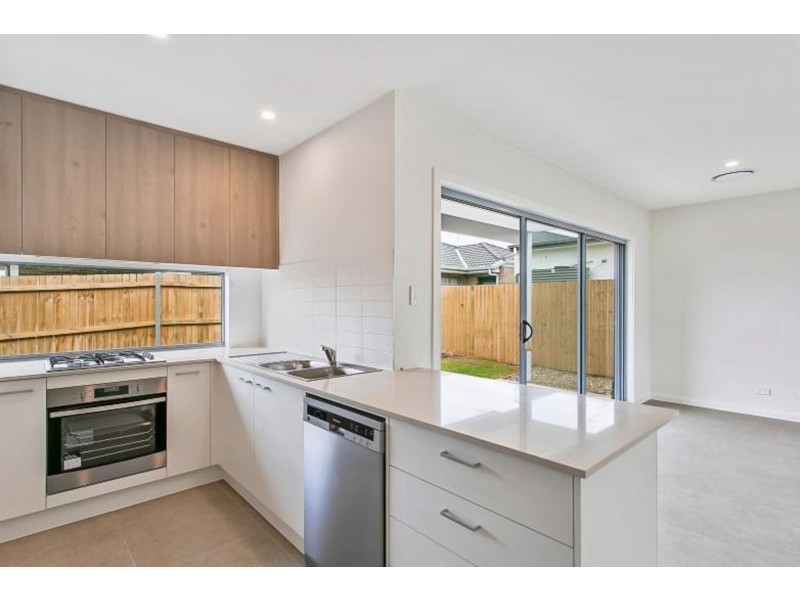 2 Rawlings Street, Oran Park NSW 2570