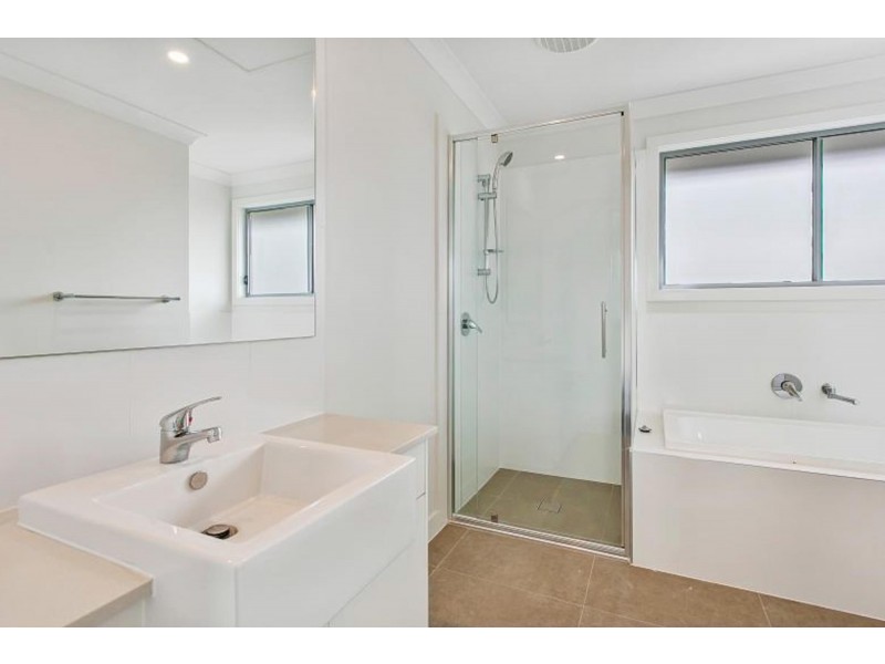 2 Rawlings Street, Oran Park NSW 2570