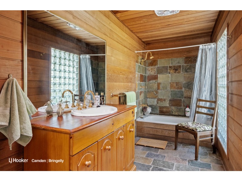 6 Francis Street, Bringelly NSW 2556