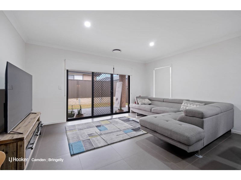 19 Taranga Street, Gledswood Hills NSW 2557