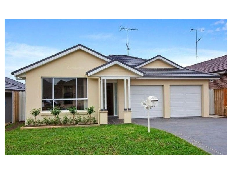 32 Condron Circuit, Elderslie NSW 2570