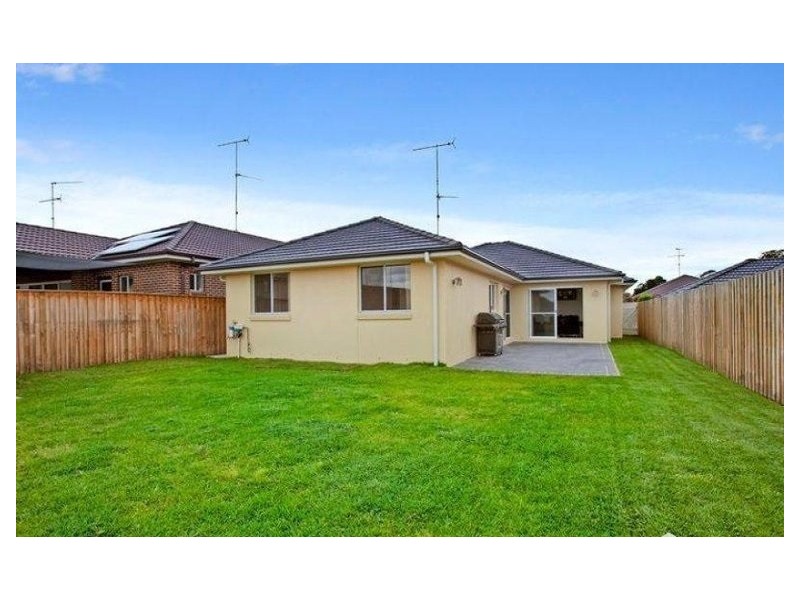 32 Condron Circuit, Elderslie NSW 2570