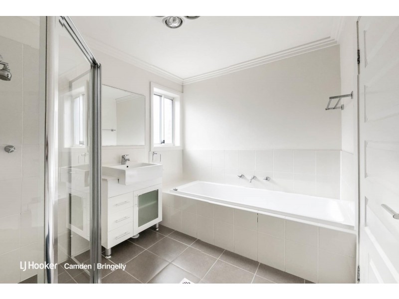 31 Santana Road, Campbelltown NSW 2560