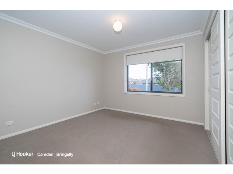1 Garton Road, Spring Farm NSW 2570