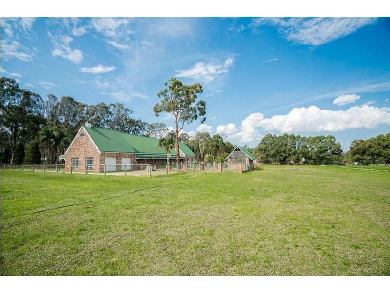 6 Carrington Road, Bringelly NSW 2556