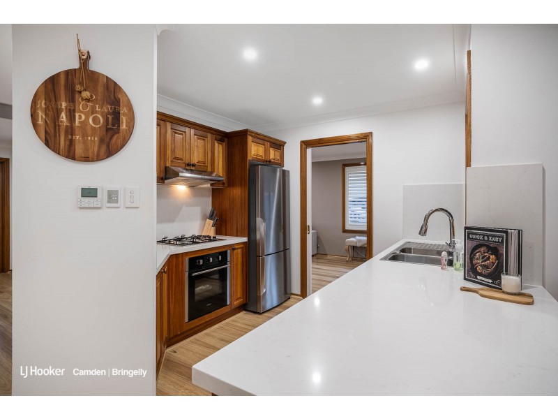 9 Bridle Road, Currans Hill NSW 2567