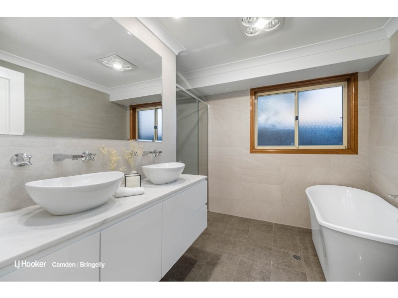 9 Bridle Road, Currans Hill NSW 2567