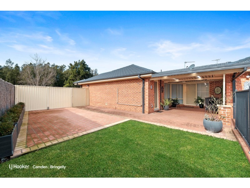 14 Spring Hill Circle, Currans Hill NSW 2567