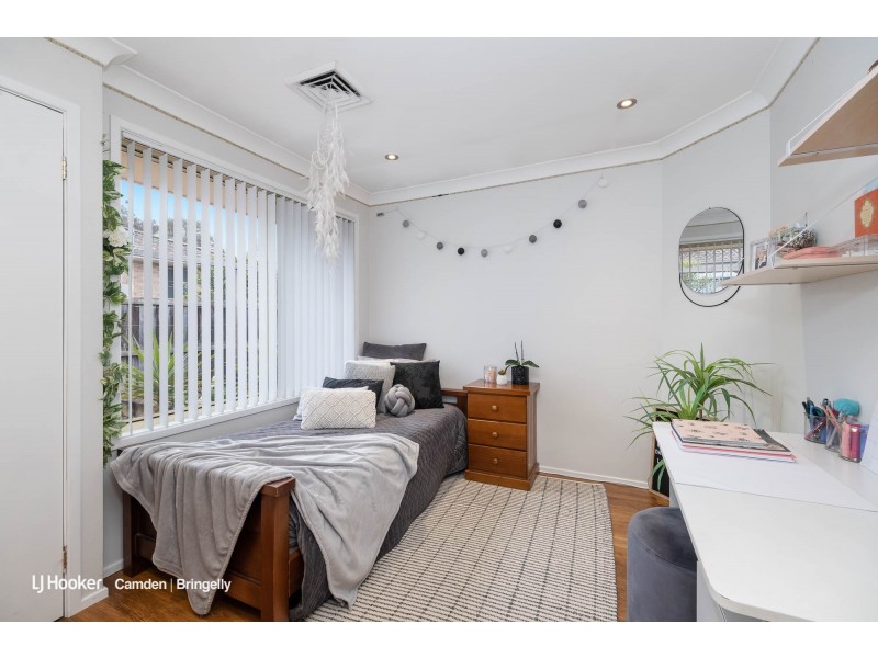 14 Spring Hill Circle, Currans Hill NSW 2567