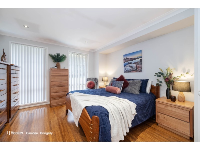 14 Spring Hill Circle, Currans Hill NSW 2567