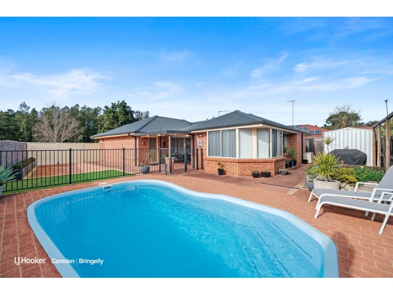 14 Spring Hill Circle, Currans Hill NSW 2567