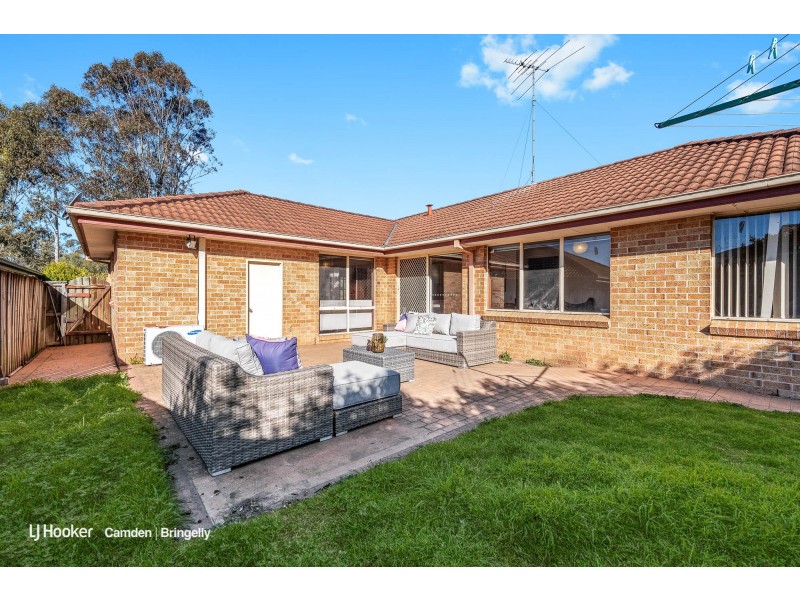 34 John Hunter Grove, Mount Annan NSW 2567