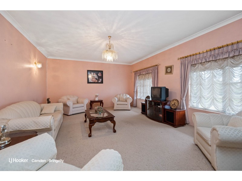 71 Cordeaux St, Leppington NSW 2179