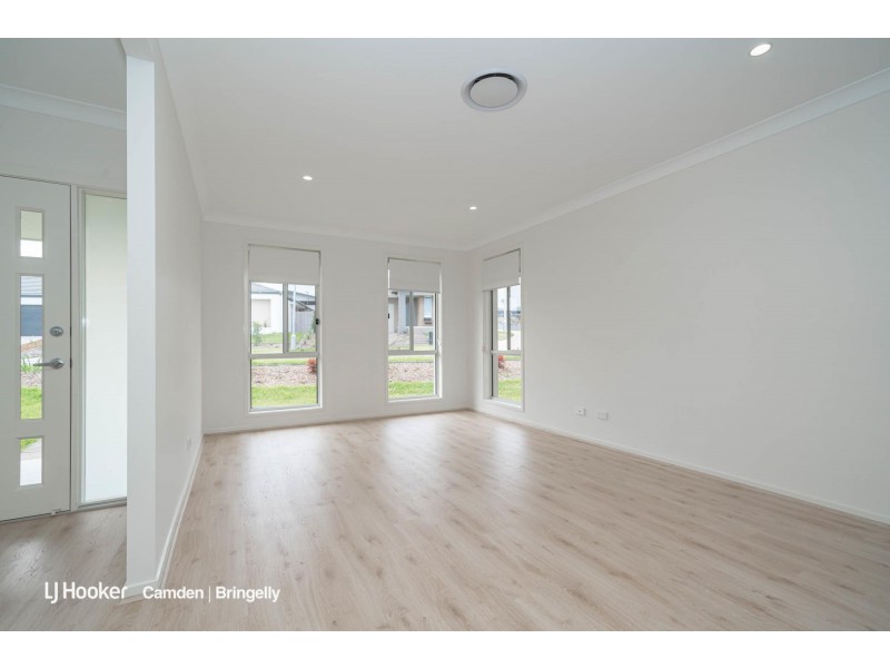 1 Percy Street, Gregory Hills NSW 2557