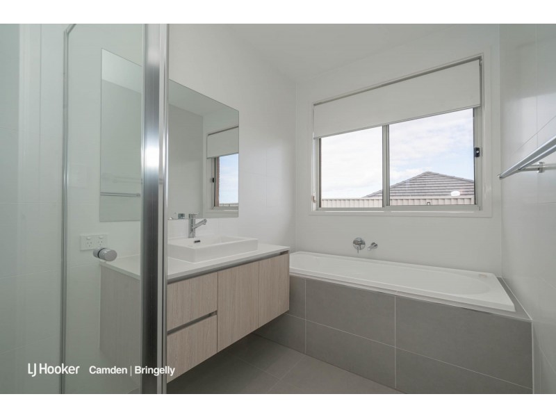 1 Percy Street, Gregory Hills NSW 2557