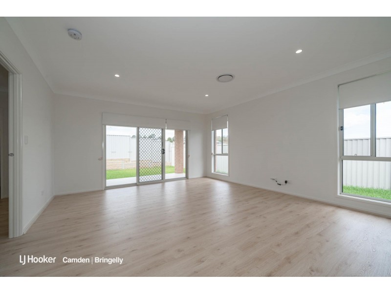 1 Percy Street, Gregory Hills NSW 2557