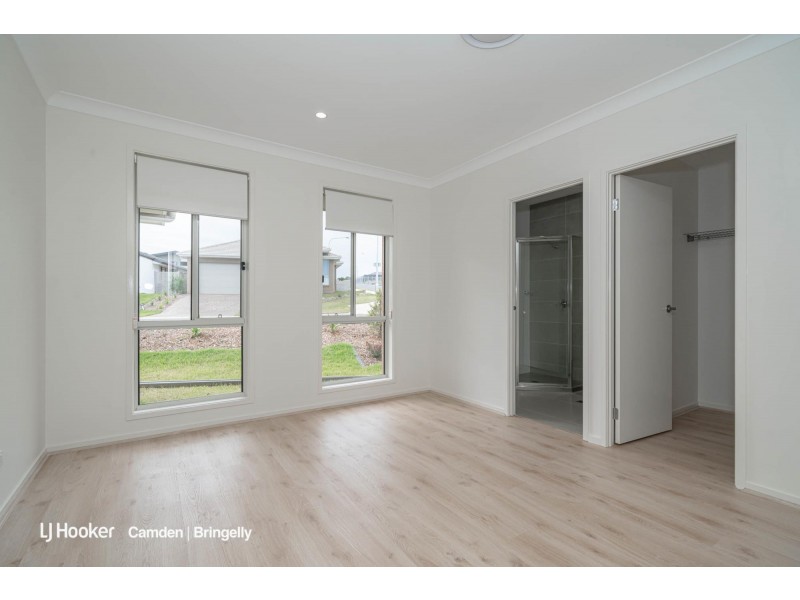 1 Percy Street, Gregory Hills NSW 2557