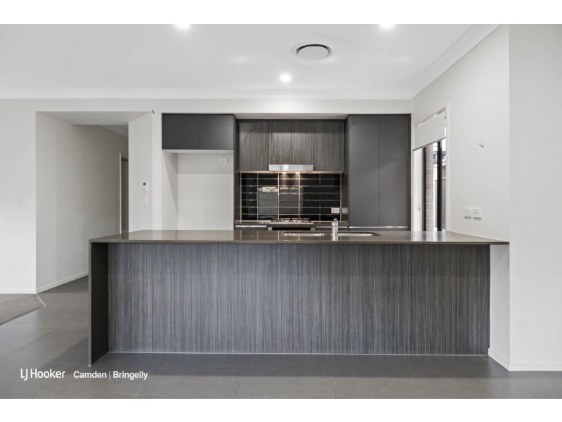 63 Goodluck Circuit, Cobbitty NSW 2570