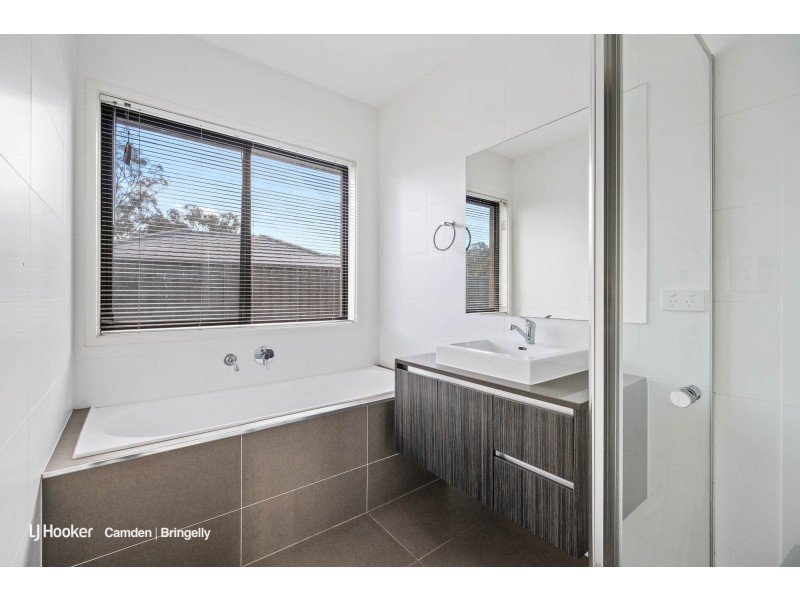 63 Goodluck Circuit, Cobbitty NSW 2570