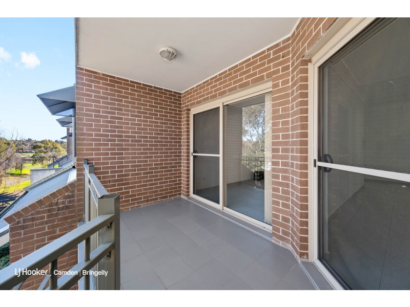 28/41 Woodhouse Drive, Ambarvale NSW 2560