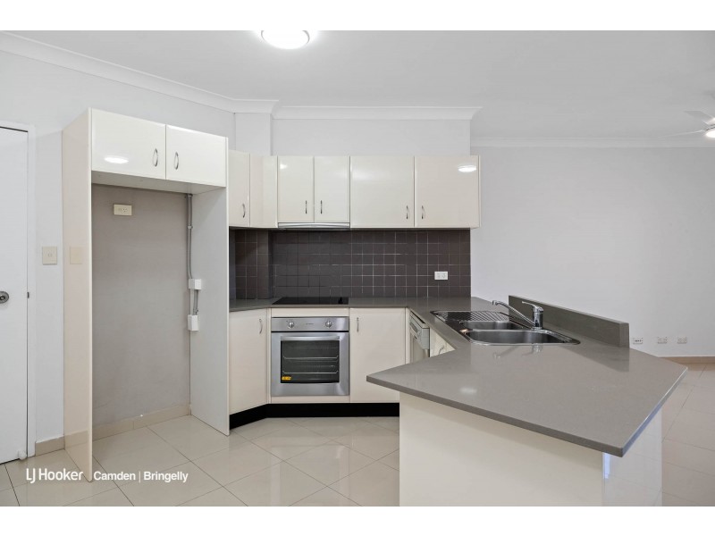 28/41 Woodhouse Drive, Ambarvale NSW 2560