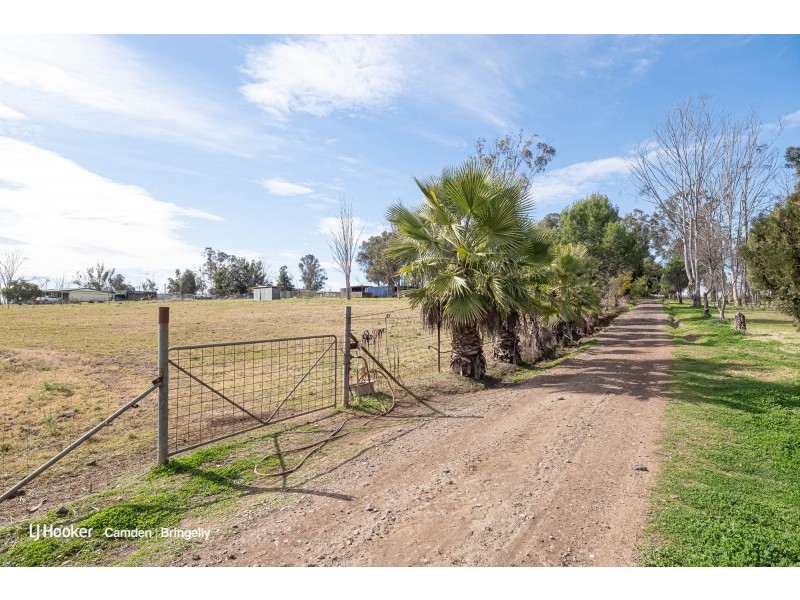 17 Derwent Road, Bringelly NSW 2556