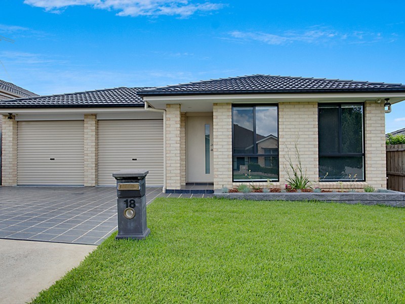 18 Montazah Street, Spring Farm NSW 2570