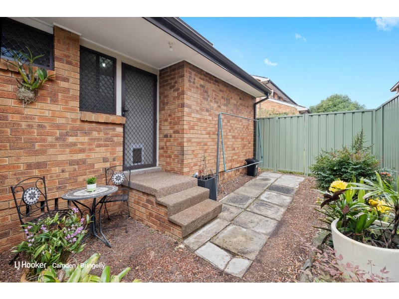 2/103 Cumberland Road, Ingleburn NSW 2565