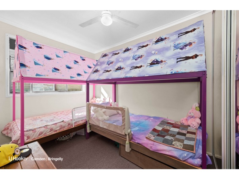 12 Courtland Avenue, Tahmoor NSW 2573