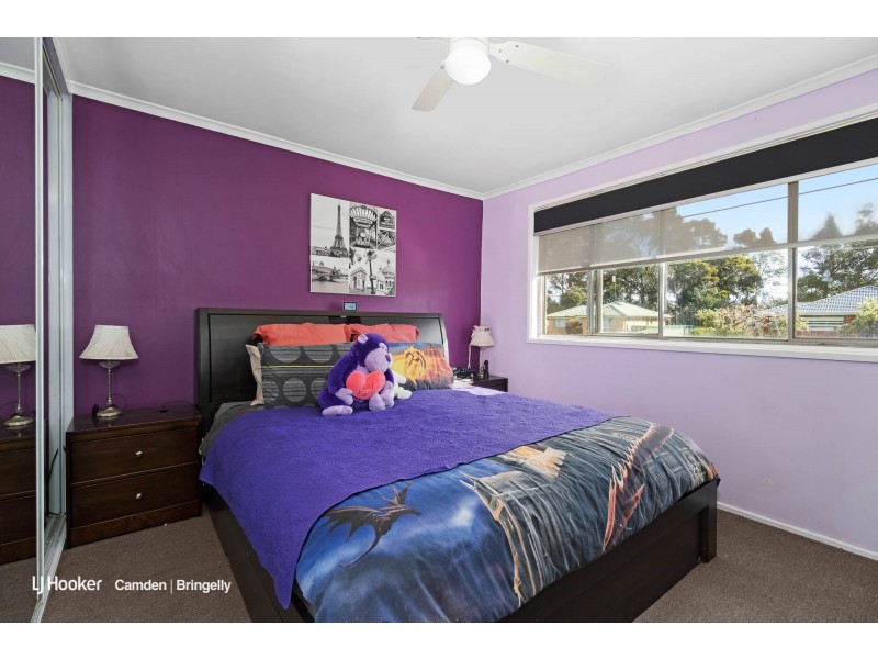 12 Courtland Avenue, Tahmoor NSW 2573