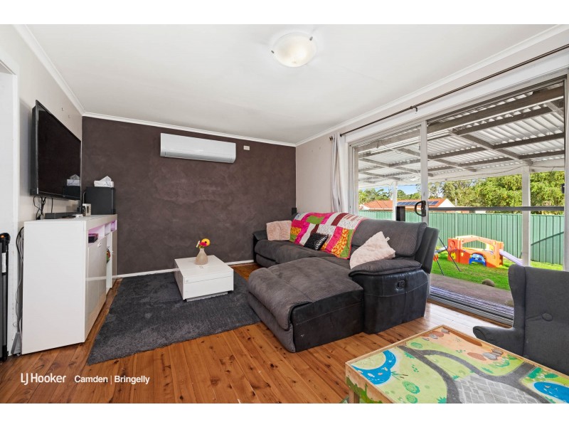 12 Courtland Avenue, Tahmoor NSW 2573