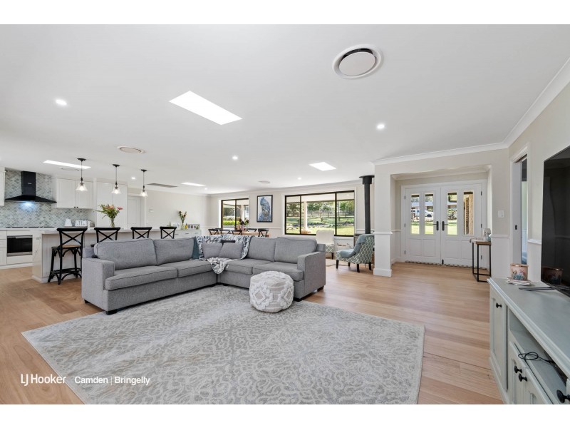 79 Kundabung Street, Belimbla Park NSW 2570