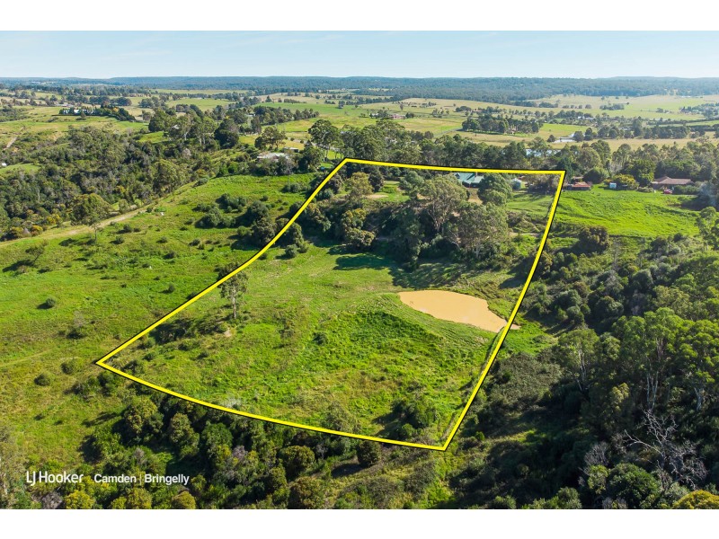 210 Montpelier Drive, The Oaks NSW 2570