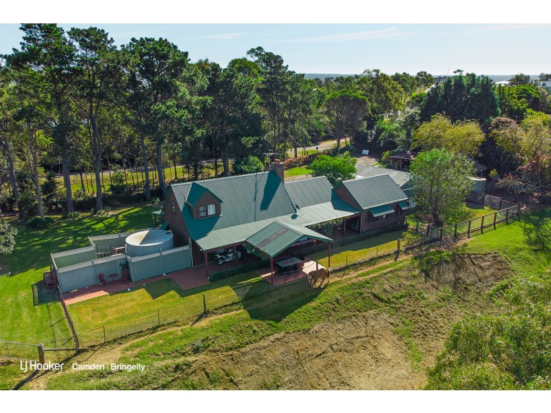 210 Montpelier Drive, The Oaks NSW 2570