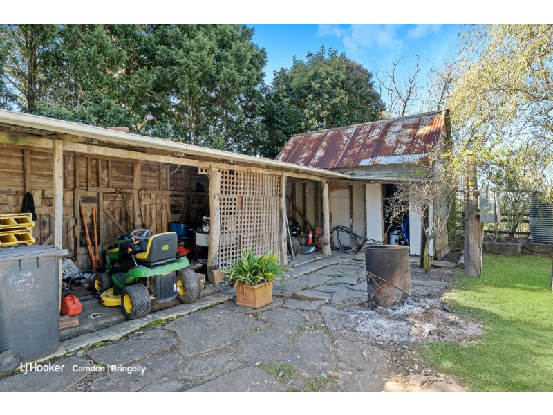 210 Montpelier Drive, The Oaks NSW 2570