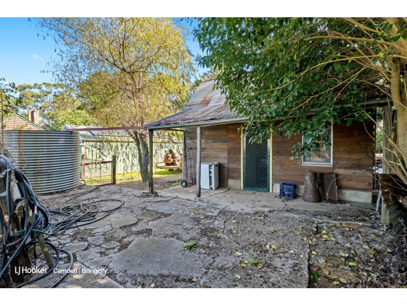 210 Montpelier Drive, The Oaks NSW 2570