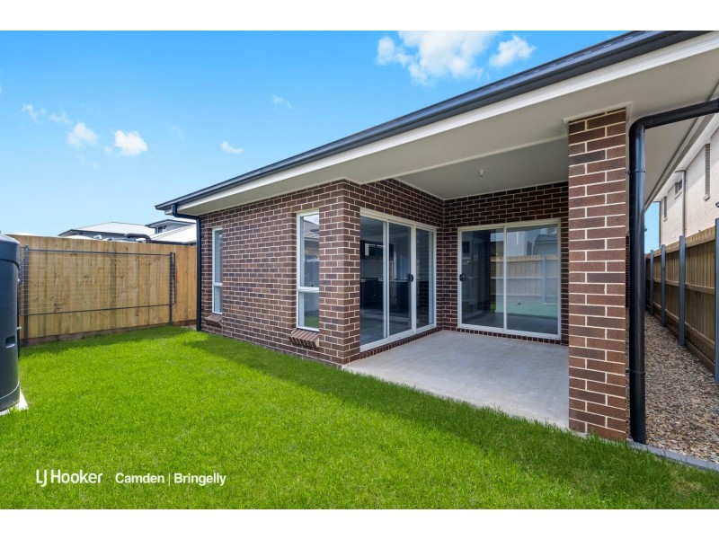 34 Air League Avenue, Leppington NSW 2179