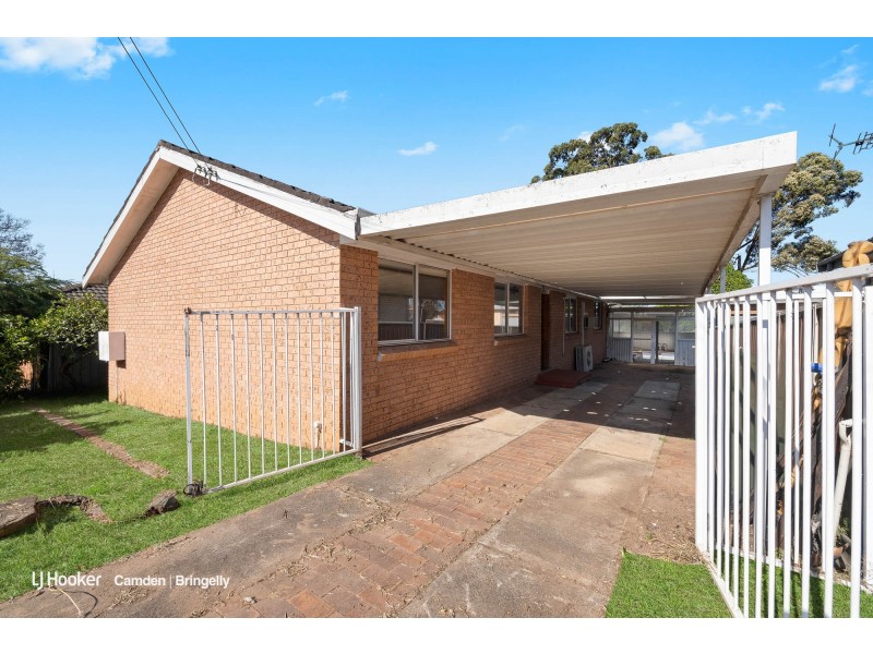 24 Berallier Drive, Camden South NSW 2570