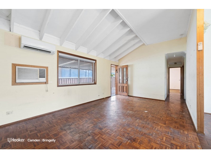 24 Berallier Drive, Camden South NSW 2570