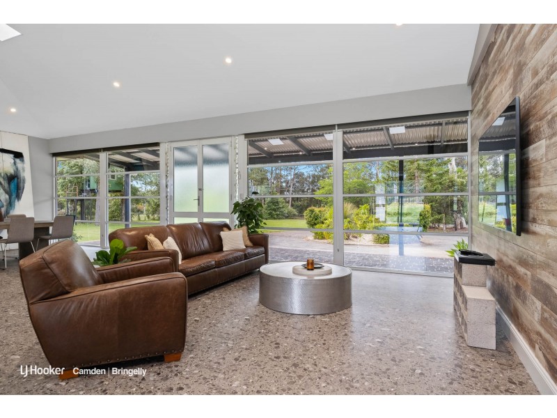 70 Kundabung Street, Belimbla Park NSW 2570