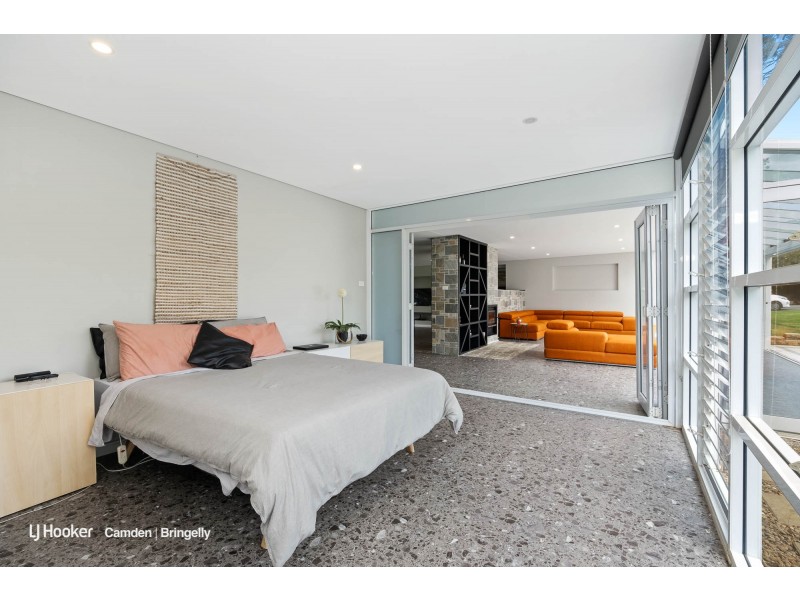 70 Kundabung Street, Belimbla Park NSW 2570